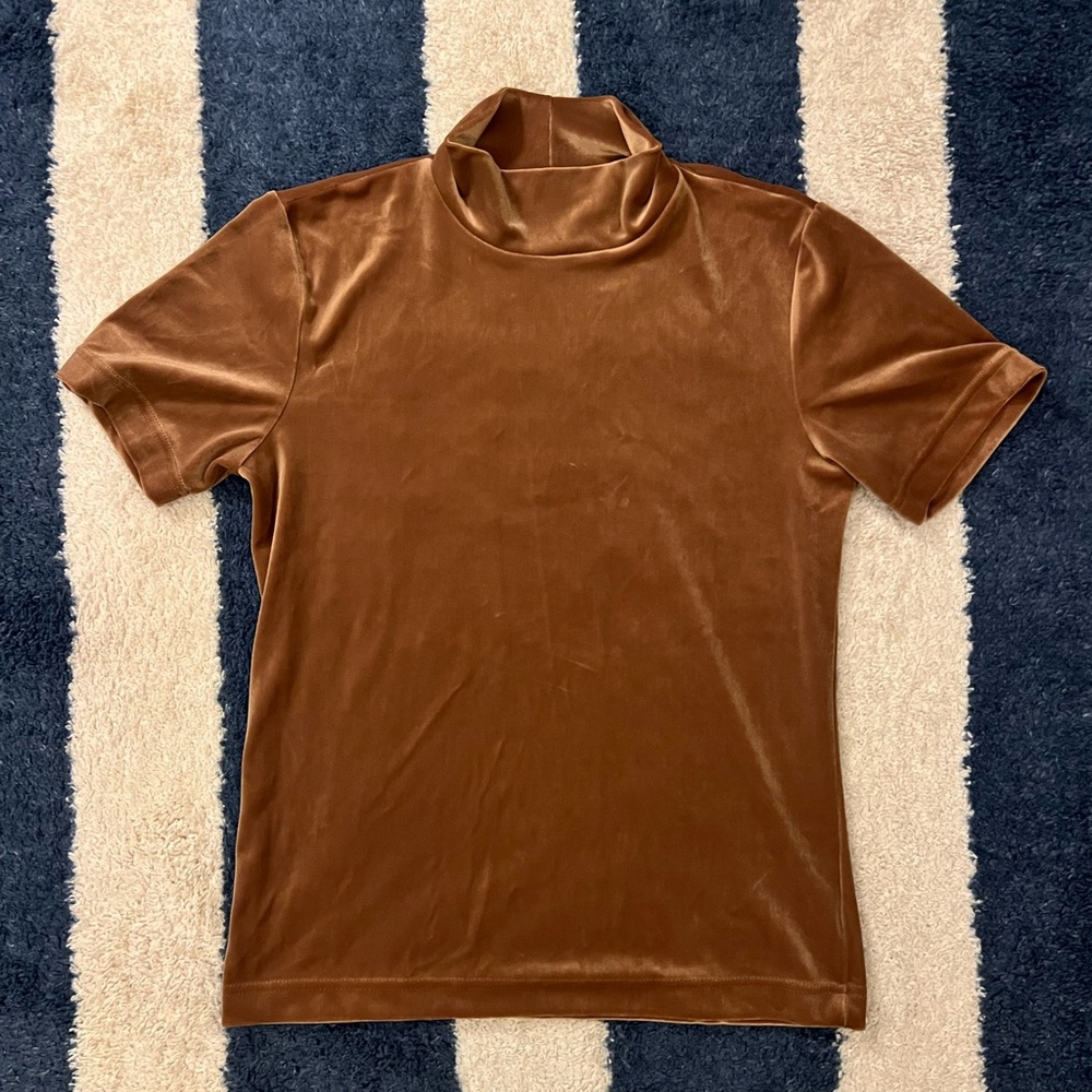 Liz Claiborne Brown Velvet Short Sleeve Mock Neck Top